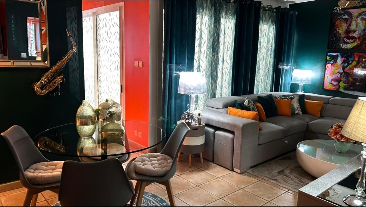 Bienvenue Chez Maxime Apartment Saint-Denis Exterior photo